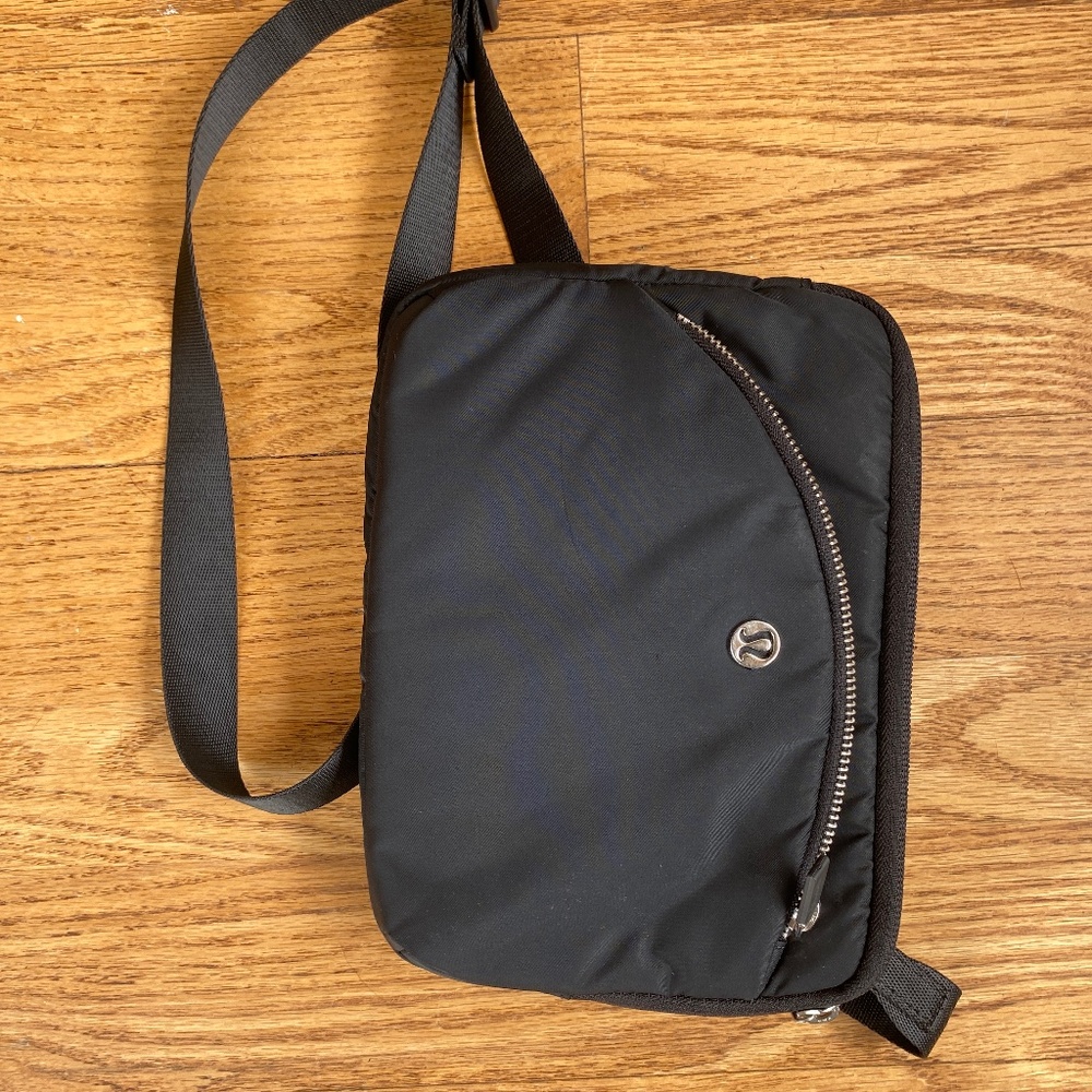 Lululemon crossbody bag